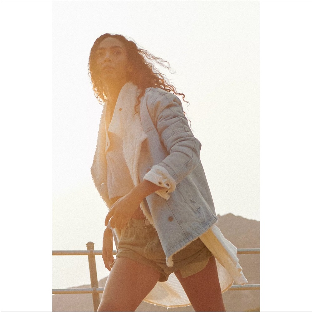 NEW FREE PEOPLE TWISTED HEART COZY DENIM JACKET - Picture 5 of 11